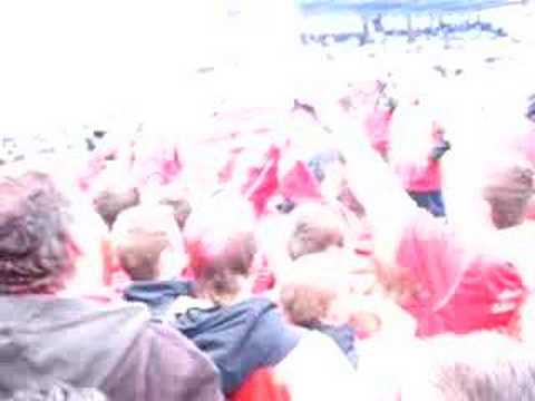 IJsselmeervogels supporters zingen YNWA
