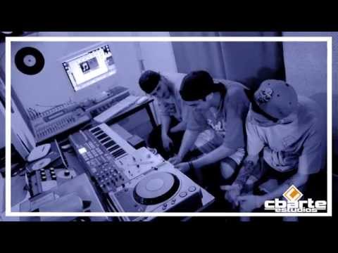 Detro - Todo mal 90's Remix ft. Kodigo y Biblo el Nagual (Acustico)