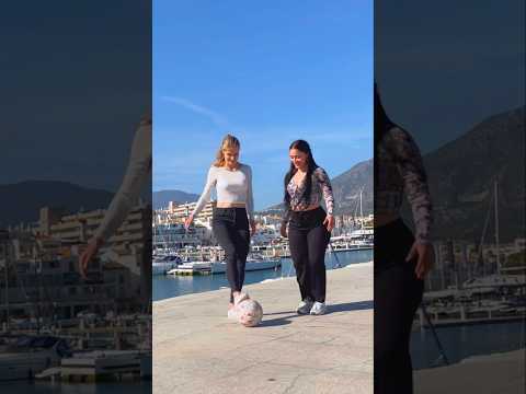 2 girls one passion ⚽️⚽️ #aguska #freestylefootball #football #passion #girlpower #worldcup #fitness