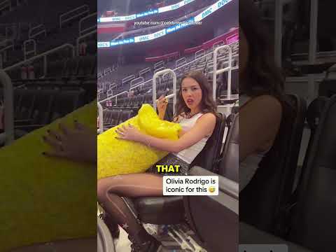 Olivia Rodrigo recreates Nicole Kidman AMC Theaters ad 😂🎦🍿 #shorts #oliviarodrigo #celebrity