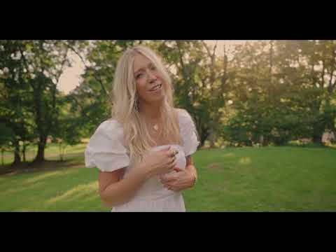 'Hope's Gonna Find You' | Ellie Holcomb | Official Music Video