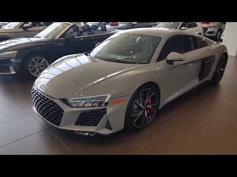 2021 Audi R8 V10 RWD walk around - The driver's choice