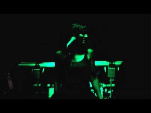 Oceán + Fiction - Básníci ticha / pokus 1 (live 4.8.2012 MC Fabrika Č.Budějovice)