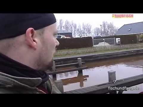 Matze Koch Harbor Robber - On the move for pike