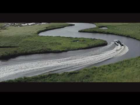 2019 Catalyst 260_Flyover in the Marsh