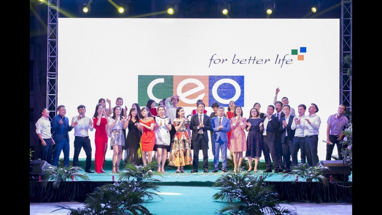 Bùng nổ bữa tiệc sinh nhật 17 tuổi Tập đoàn CEO