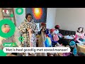 Bshina, Joanna en Priscilla vieren Sinterklaas in een gezinshuis