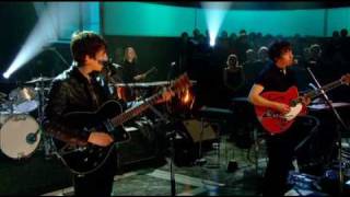 The Last Shadow Puppets - In My Room (live on Jools Holland 2008) (SUb&#39;s)