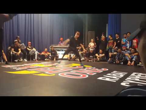 RED BULL BC ONE RABAT CYPHER 2017 // bboy louzy vs bboy Saw-g