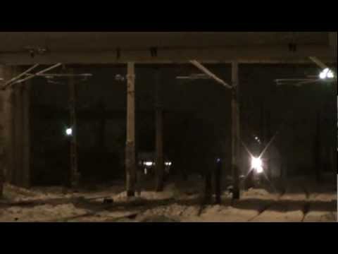 IR1651 Bucuresti Nord - Suceava Nord intra in statia Suceava - 21.12.2012