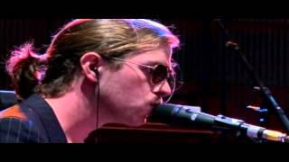 Hollis Brown - John Wayne - Live at Red Rocks