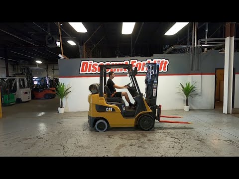 CATERPILLAR 2C5000 5,000lb LP (Propane) #5326 - Forklift For Sale