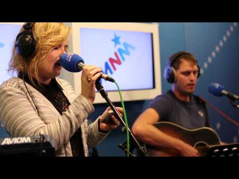 MNM Wijftig: Kato en Tom Dice coveren Wings van Birdy