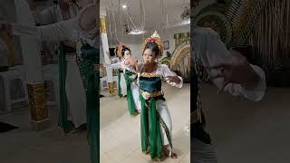 Download lagu tari bedoyo segoro kidul sanggar penari pura grya tanah kilap mp3 Download lagu tari bedoyo segoro kidul sanggar penari pura grya tanah kilap mp3