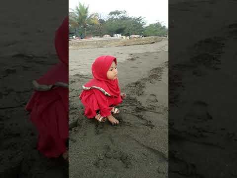 Ceritanya Adiva Jadi anak pantai