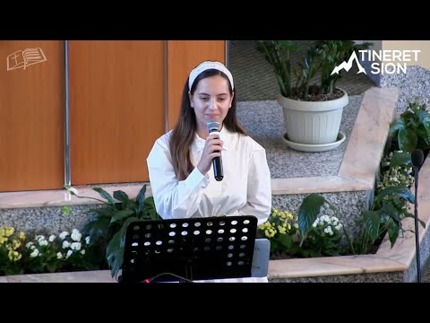 Raluca || Mărturie personală - Dumnezeu a schimbat viața mea!!