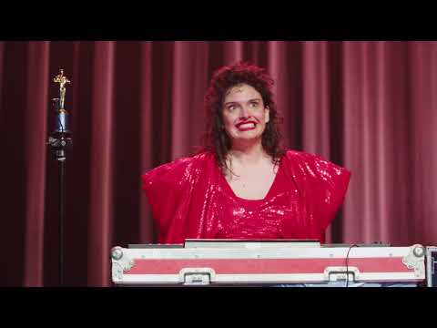 Nele Needs A Holiday - Mijn Best (Trailer)