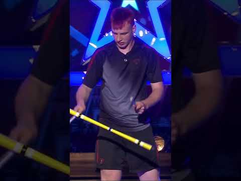 Video Thumbnail: Habt ihr so was schon gesehen? 😮 #dassupertalent #devilsticks