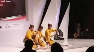 Download lagu Penampilan kemasan paket acara di JCC oleh  Pattrio dan koreografer tari Diah Rosari Syafrayuda mp3