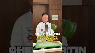 Chef Martin Yan: How to cut bell pepper quick like a pro #knifeskills  #capsicum #cookingtechniques