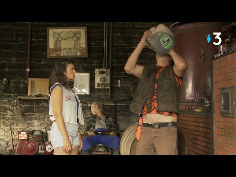 Plus belle l'eau de vie - Ep 4 : L' addition - Groland - CANAL+