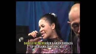 Download lagu CINTA BERDURI Mimin Bintang 5 musik mp3 Download lagu CINTA BERDURI Mimin Bintang 5 musik mp3
