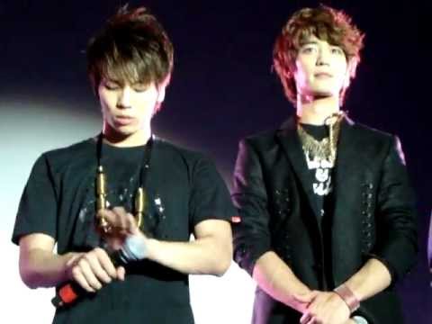 111103 LKFF SHINee In London - Q&A and Sweating Close Up Focus Fancam (Front Row)