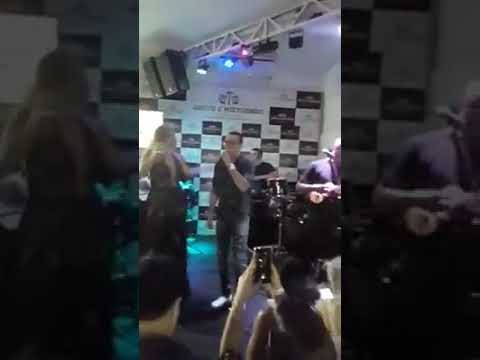 Marcelinho Freitas e Mônica Soares