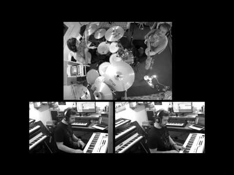 Free groove impro / Gyöngyösi Gábor - Mato Ivan - Dali Mrazz