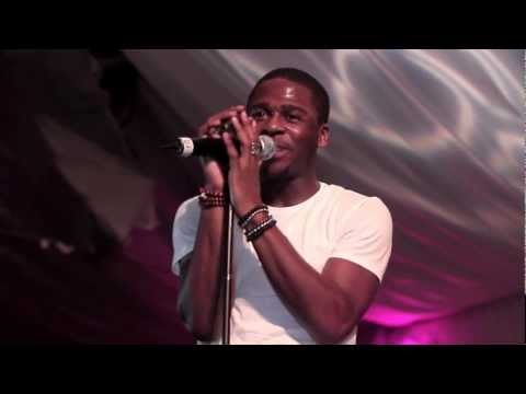 Marcus Canty Performs "This Woman's Worth" @ ATL Live on the Park