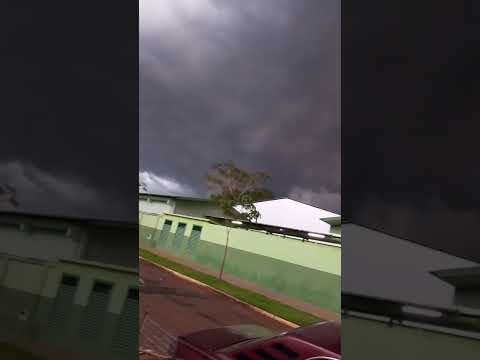 Tempestade agora no interior do MS, Taquarussu às 17:35h 12.11.25 #tempestade #chuvaforte #ciclone