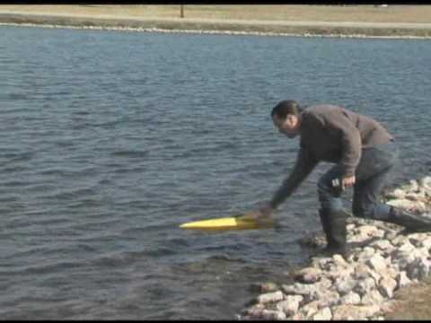 Spotlight: AquaCraft™ RC SuperVee™ 27R Brushless 2.4GHz RTR