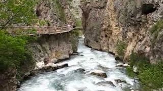 preview picture of video 'Senderismo en el Río Castril con Ecoactiva Turismo en Castril Granada'