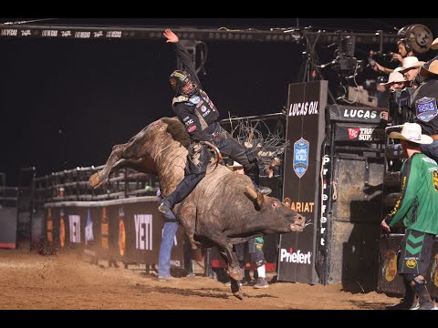 Despite a Backwards Chute Start, Braidy Randolph's Thrilling 89 Point Ride on Shazam