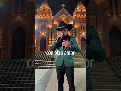 En Venecia, Antioquia… cantando frente a esta iglesia y dejando que las penas se olviden. 🎶