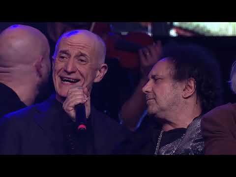 Nello Daniele, Enzo Avitabile, Raiz, Peppe Servillo , cantano “Napul’è