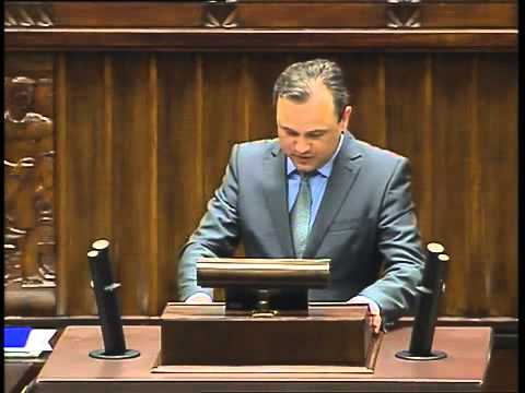 Artur Ostrowski krytykuje odrzucenie projektu dotyczącego szkół