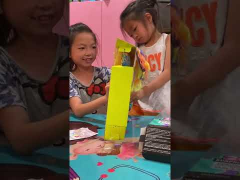 LOL omg fashion Sketches unboxing with the Tu’s sisters