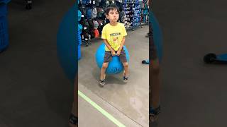 Hooper ball ⚽️ #bouncing#viral #bounce #ball#decathlon #sports#kids#sundayfunday #youtubeshortsvideo