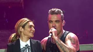 Robbie Williams - Something Stupid - Vienna 26.08.2017