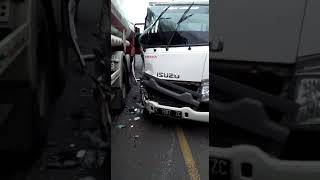Download lagu KECELAKAAN TRUK PERTAMINA sama izuzu traga mp3 Download lagu KECELAKAAN TRUK PERTAMINA sama izuzu traga mp3