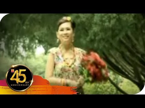 黄晓凤ANGELINE WONG I 迎春贺岁金曲II I 大家恭喜 I OFFICIAL MUSIC VIDEO