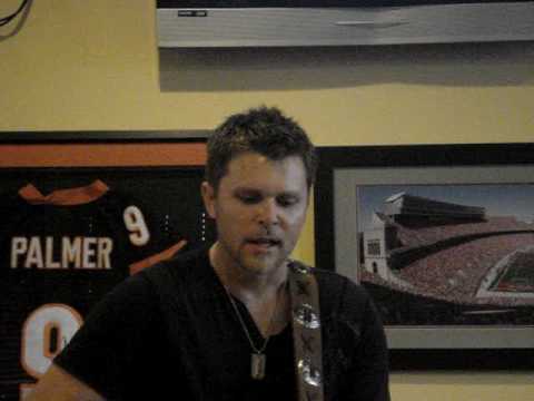 Brent Keith singing Found @ our table @ Generations Pizza