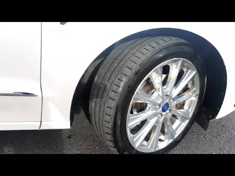 Ford S-Max VIGNALE 2.0 TDCi 180bhp - Highest Speci - Image 2