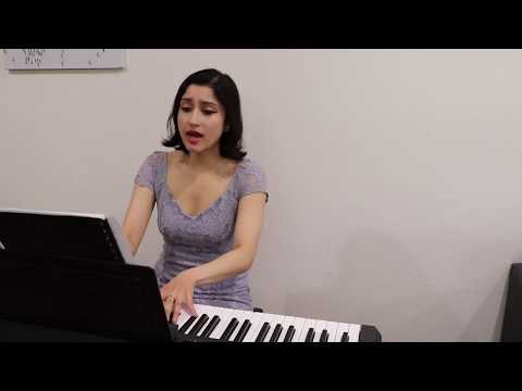 "Dustland Fairytale" (The Killers) + "Jesus, Etc." (Wilco) mashup