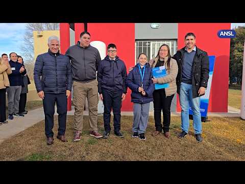 El Gobernador entregó una vivienda en Fortuna tras más de 15 años de espera
