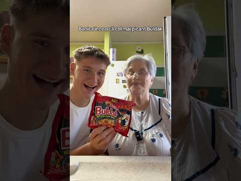 Tu poți să reziști la Buldak? 🥵 #grandma #challenge #shorts