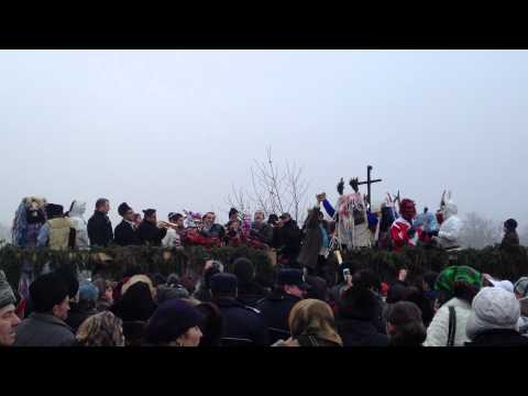 Traditile de la Racaciuni 2012..caii lui dorel