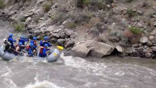 preview picture of video '3 Rocks - 6/5/10 - 4120 cfs - Onslaught'