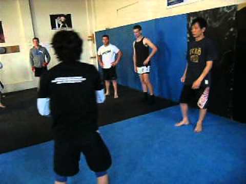 １４，タックルの仕方　tackle training